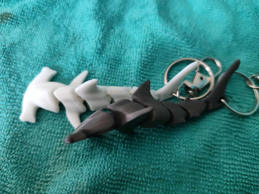 HAMMERHEAD KEYCHAIN